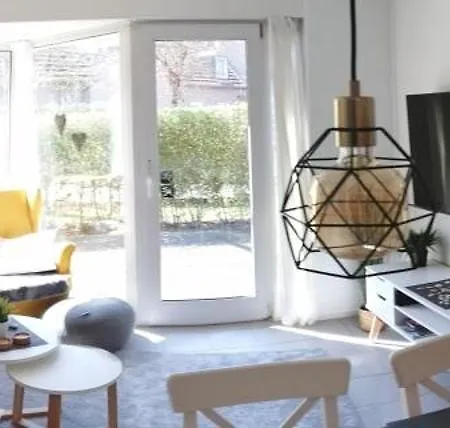 2004 In Σπίτι διακοπών *