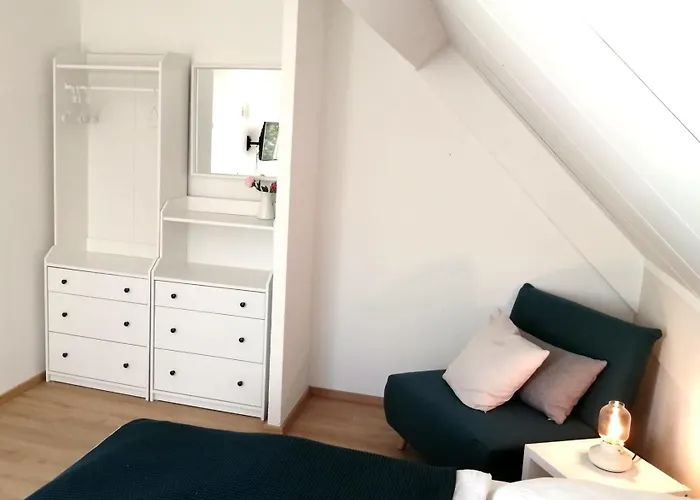 2004 In Nyaraló Tossens